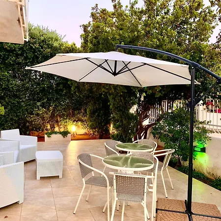 La Palmetta A Guest house *